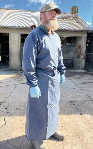 DELANTAL CON MANGAS AZUL